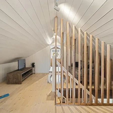 Cozy And Modern * Voss